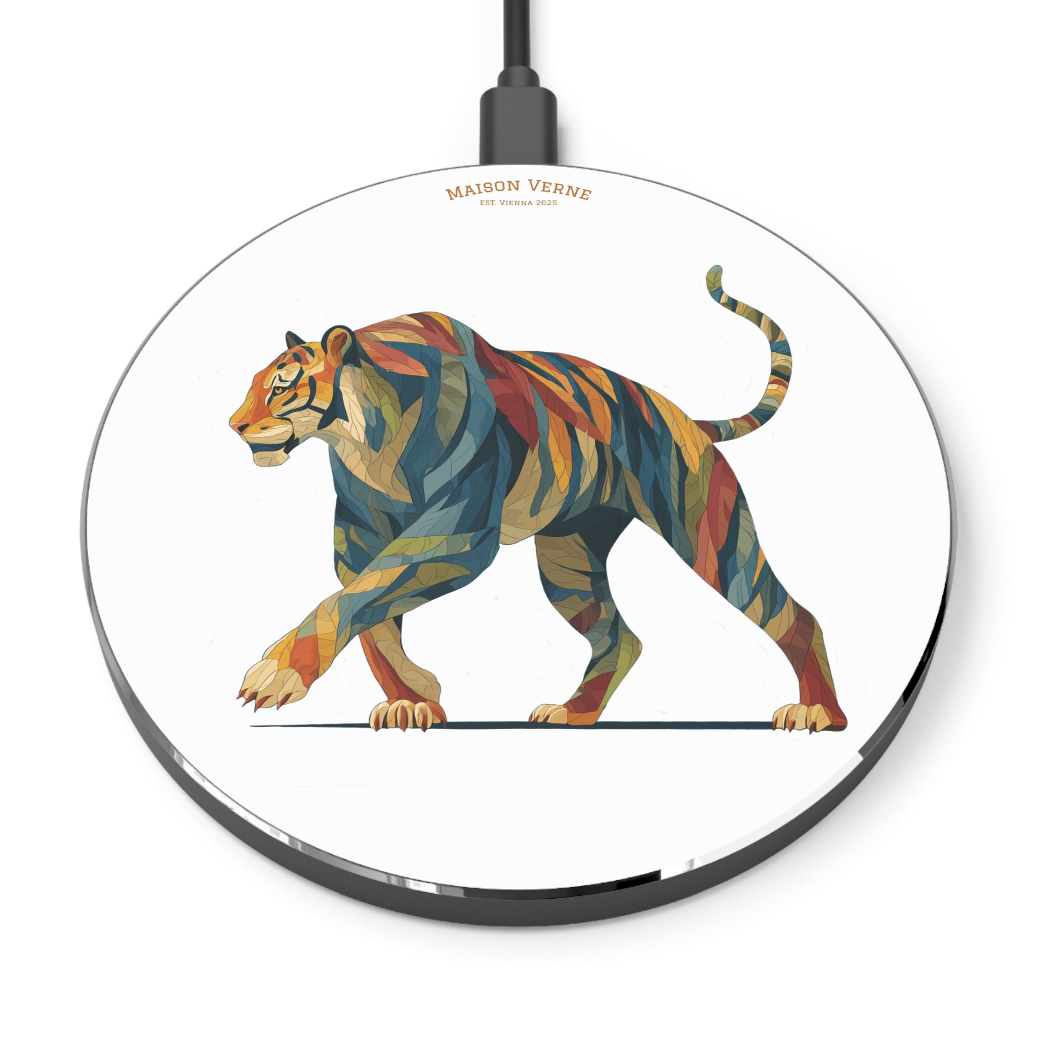 Maison Verne Wireless Charger "Leafstrider" - Wilderness Whisper No. 03