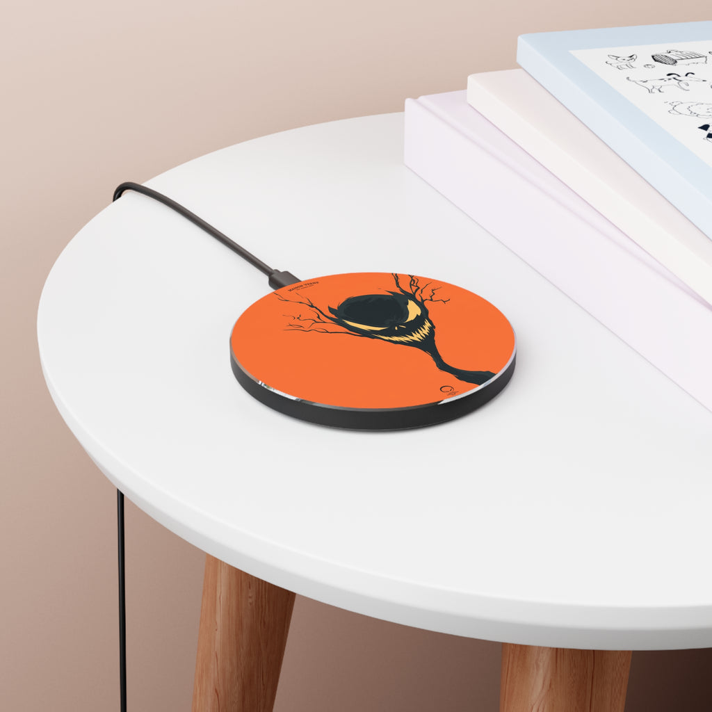 Maison Verne Halloween Ltd. Edition Wireless Charger "The Grinning Tree" - 🎃👻 Wicked Elegance No. 26 👻🎃