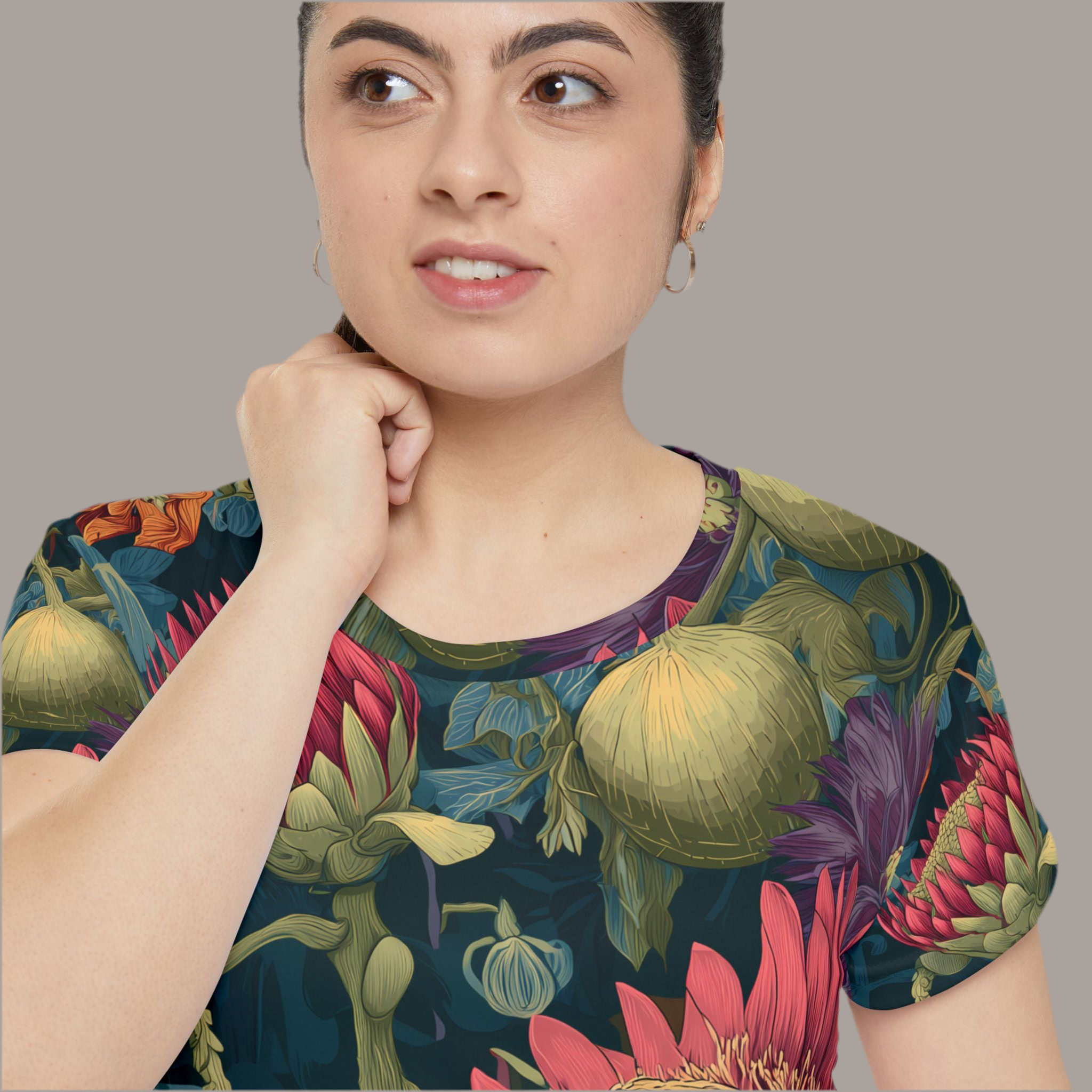 Maison Verne Damen Shirt "Crimson Crown" - Cosmic Botanicals No. 76