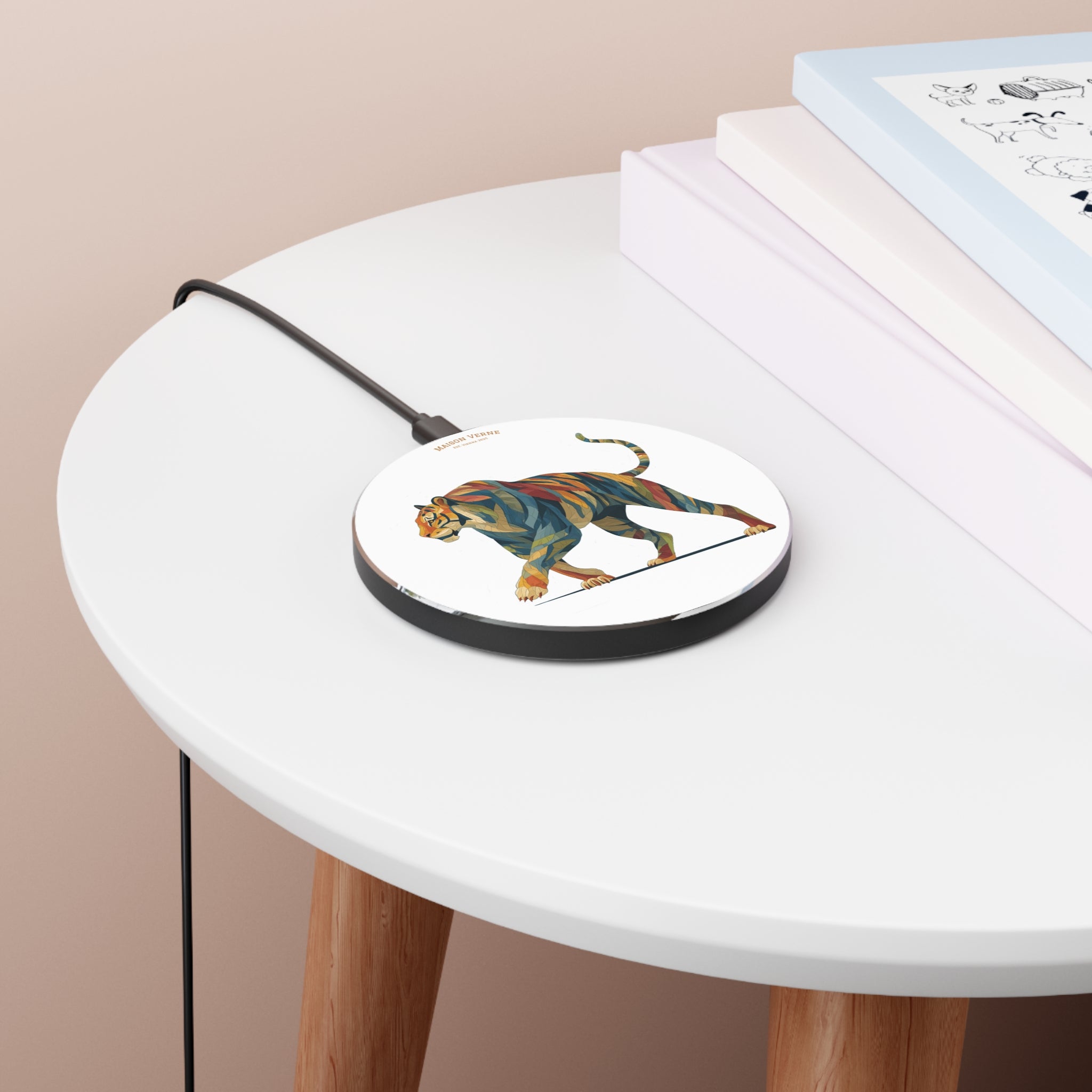 Maison Verne Wireless Charger "Leafstrider" - Wilderness Whisper No. 03