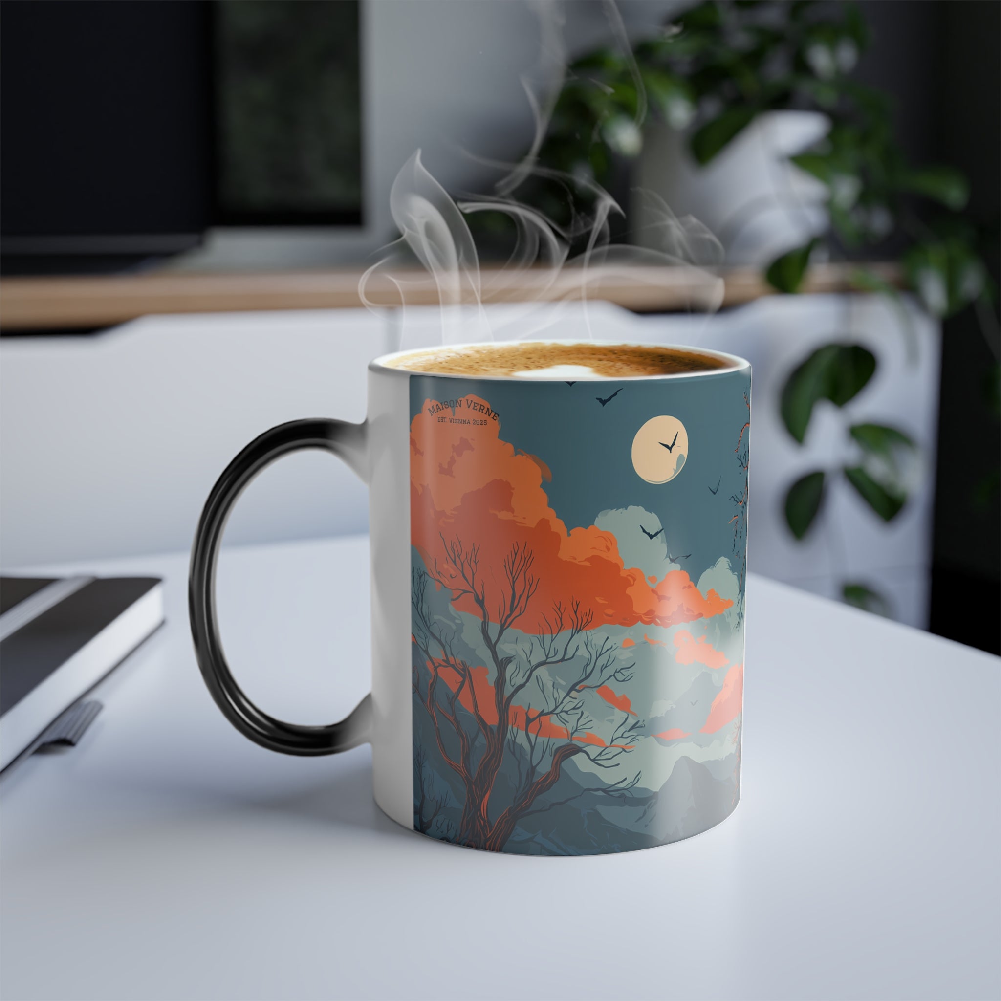 Maison Verne Halloween Ltd. Edition Zaubertasse "Moonlit Manor" - 🎃👻 Wicked Elegance No. 30 👻🎃