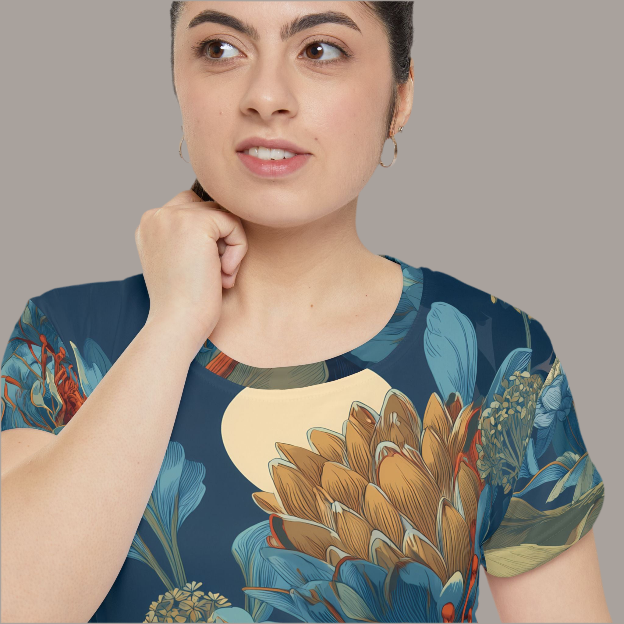 Maison Verne Damen Shirt "Protea Reverie" - Cosmic Botanicals No. 62