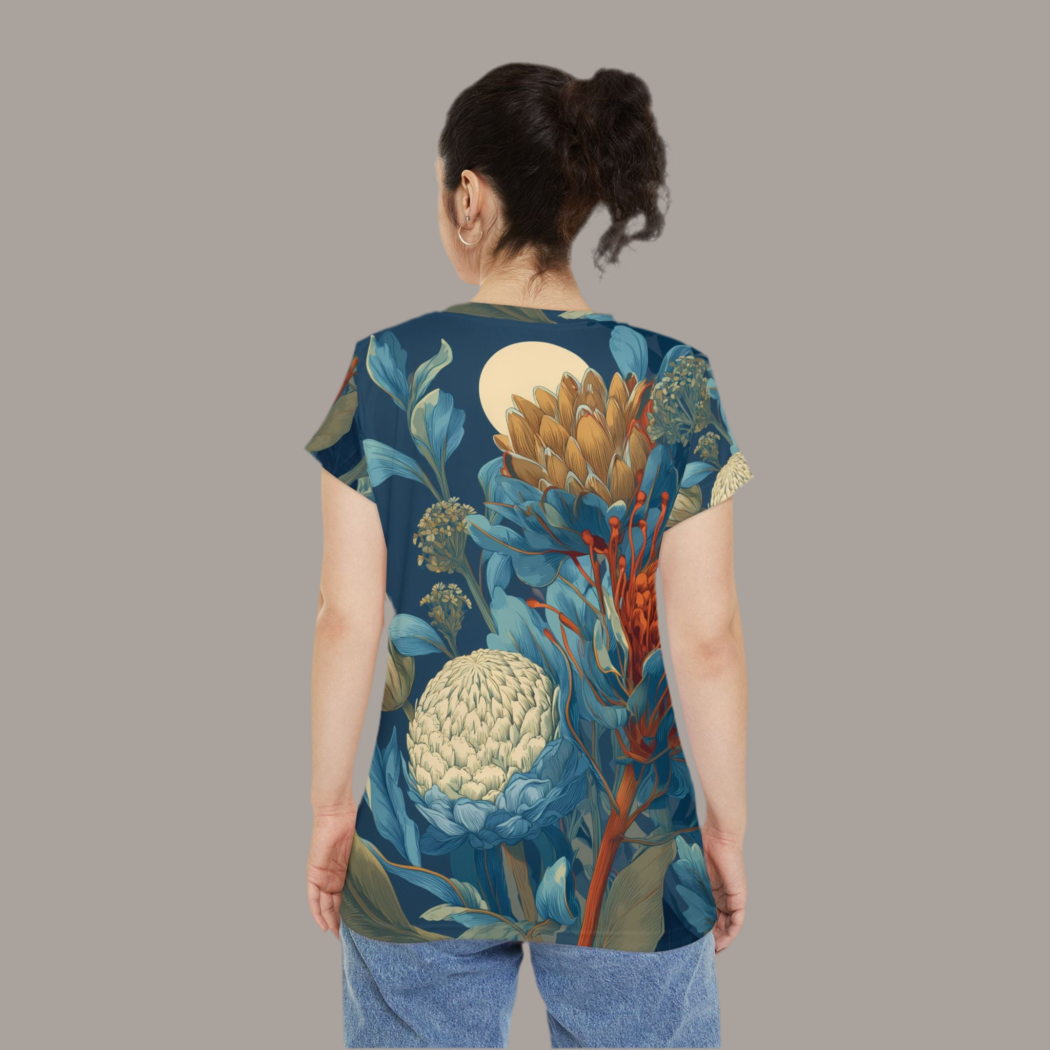 Maison Verne Damen Shirt "Protea Reverie" - Cosmic Botanicals No. 62
