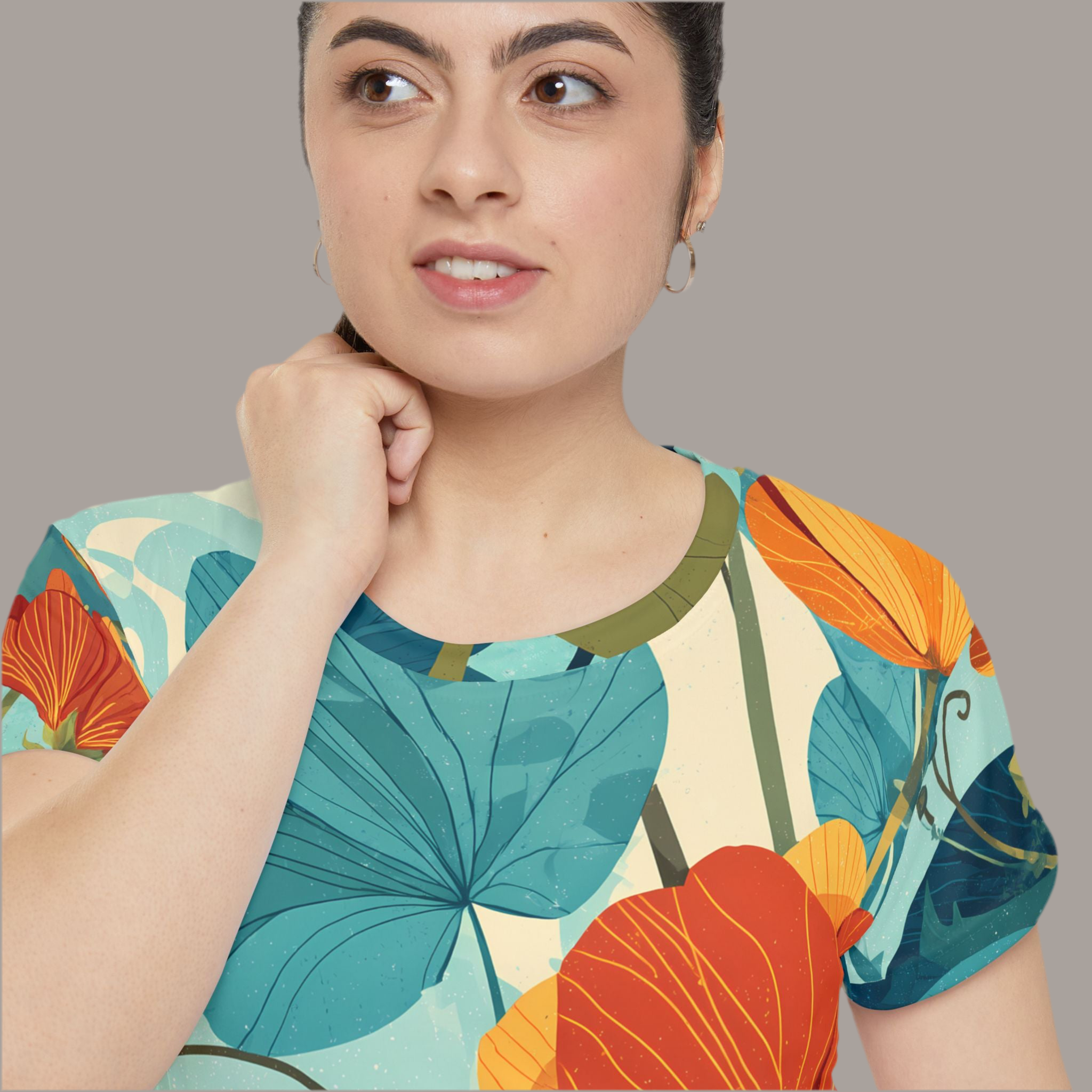 Maison Verne Damen Shirt "Aurora Petals" - Cosmic Botanicals No. 70